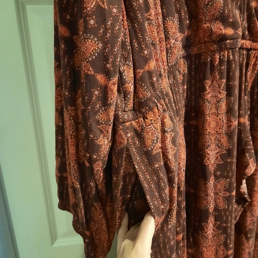 Torrid Midi Washable Crinkle Gauze Dress Size 4‎ 4X Surplice Neck Boho Medallion - Picture 5 of 16